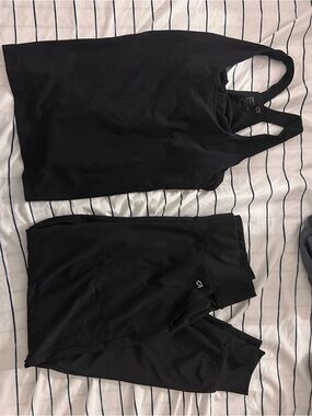 GAP Black GapFit Studio Support Sports Top